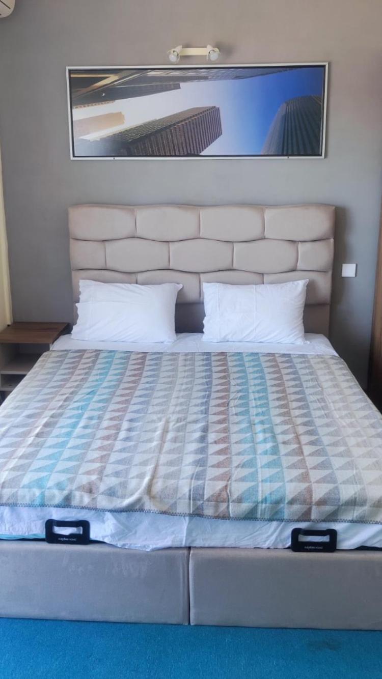 Family Hotel Neptun - 洛泽内茨 外观 照片